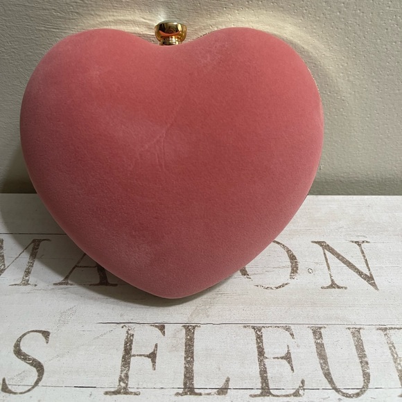 Pink Heart shaped Purse handbag - Picture 10 of 16